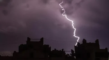 عاصفة ثلجية تاريخية في السعودية تسبب انخفاض الحرارة إلى 7 درجات خلال 6 أيام 1